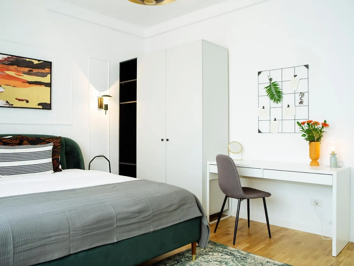 Apartmán Sunny 3Br Midtown Flat - Amazing View Balcony Bukurešť