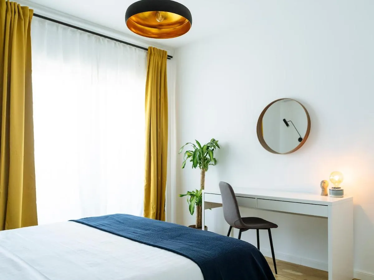 Ferienwohnung Sunny 3Br Midtown Flat - Amazing View Balcony Bukarest Apartment