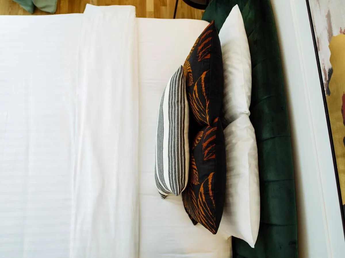 Apartment Ferienwohnung Sunny 3Br Midtown Flat - Amazing View Balcony Bukarest