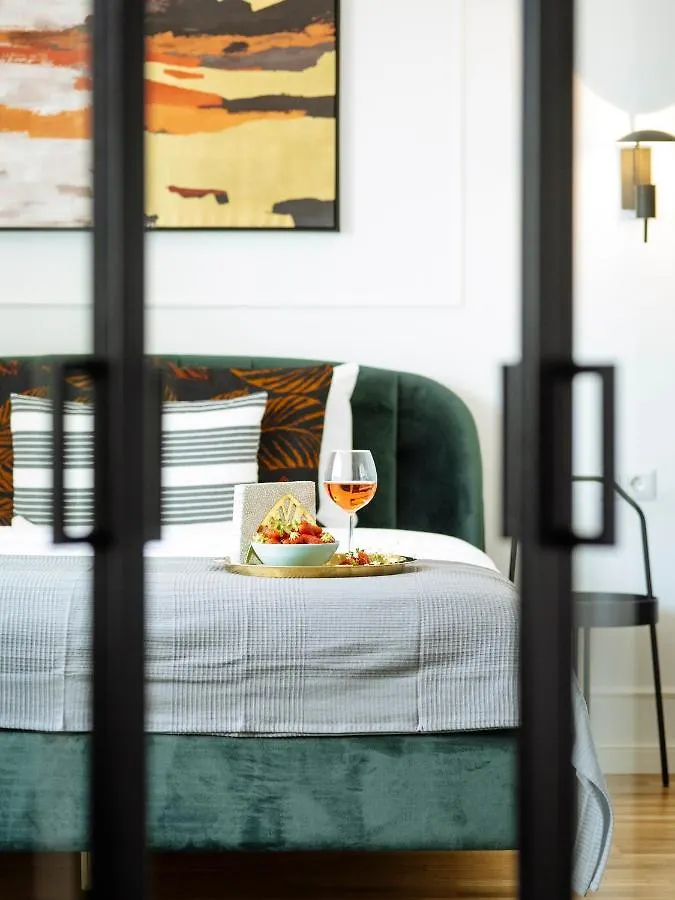 Ferienwohnung Sunny 3Br Midtown Flat - Amazing View Balcony Bukarest Apartment